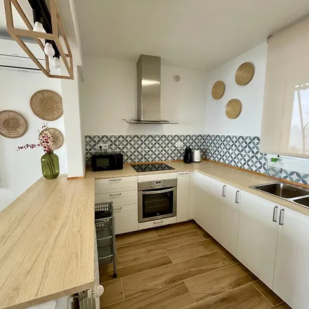 La Casa Blue , Mediterranean Boutique-villa In Santa Cristina *