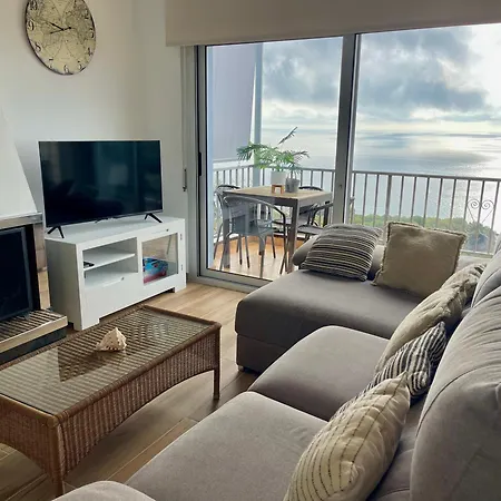 Вилла Seahomes Vacations, La Casa Blue Mediterranean Lifestyle Бланес