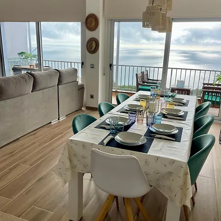 Seahomes Vacations, La Casa Blue Mediterranean Lifestyle Villa *