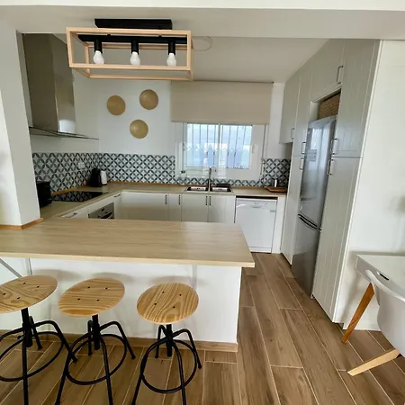 Villa Seahomes Vacations, La Casa Blue Mediterranean Lifestyle *
