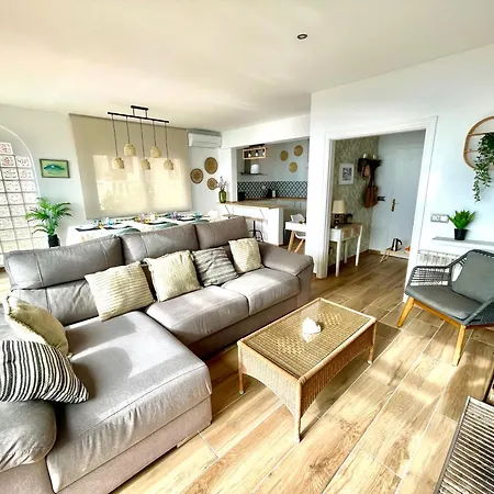 Seahomes Vacations, La Casa Blue Mediterranean Lifestyle Вилла *