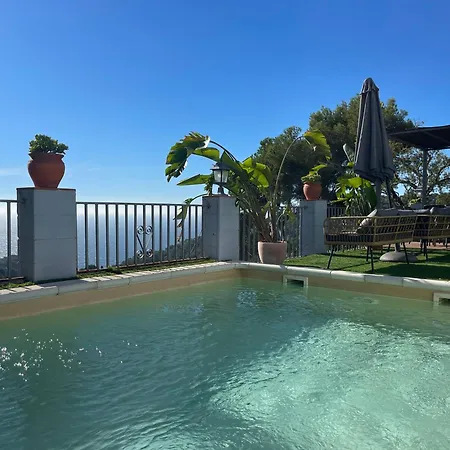 La Casa Blue , Mediterranean Boutique-villa In Santa Cristina Blanes