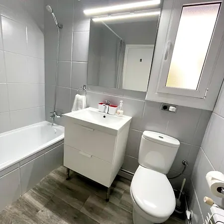 La Casa Blue , Mediterranean Boutique-villa In Santa Cristina *