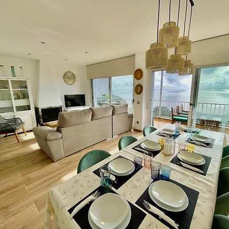 La Casa Blue , Mediterranean Boutique-villa In Santa Cristina Blanes
