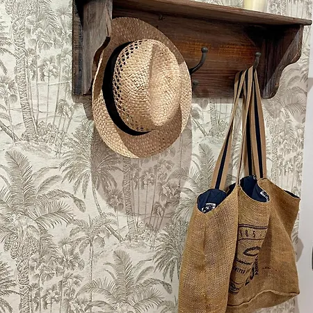 Villa La Casa Blue , Mediterranean Boutique-villa In Santa Cristina