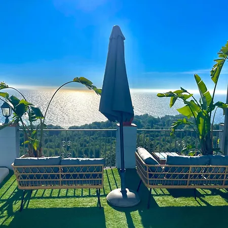 Villa La Casa Blue , Mediterranean Boutique-villa In Santa Cristina Blanes