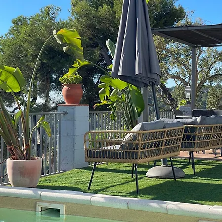 Villa La Casa Blue , Mediterranean Boutique-villa In Santa Cristina